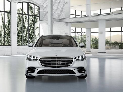 Used 2025 Mercedes-Benz S 580e 4MATIC Sedan image 7