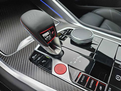 Used 2025 BMW XM image 30