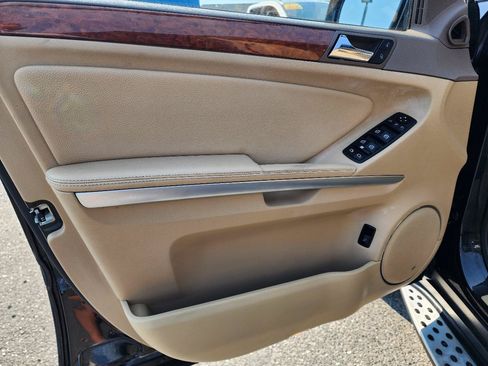 Used 2008 Mercedes-Benz GL 320 CDI 4MATIC image 12