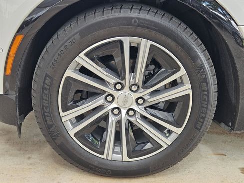Used 2024 Cadillac Lyriq Luxury RWD image 6