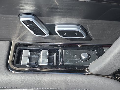 New 2025 Land Rover Range Rover Sport Dynamic SE image 28