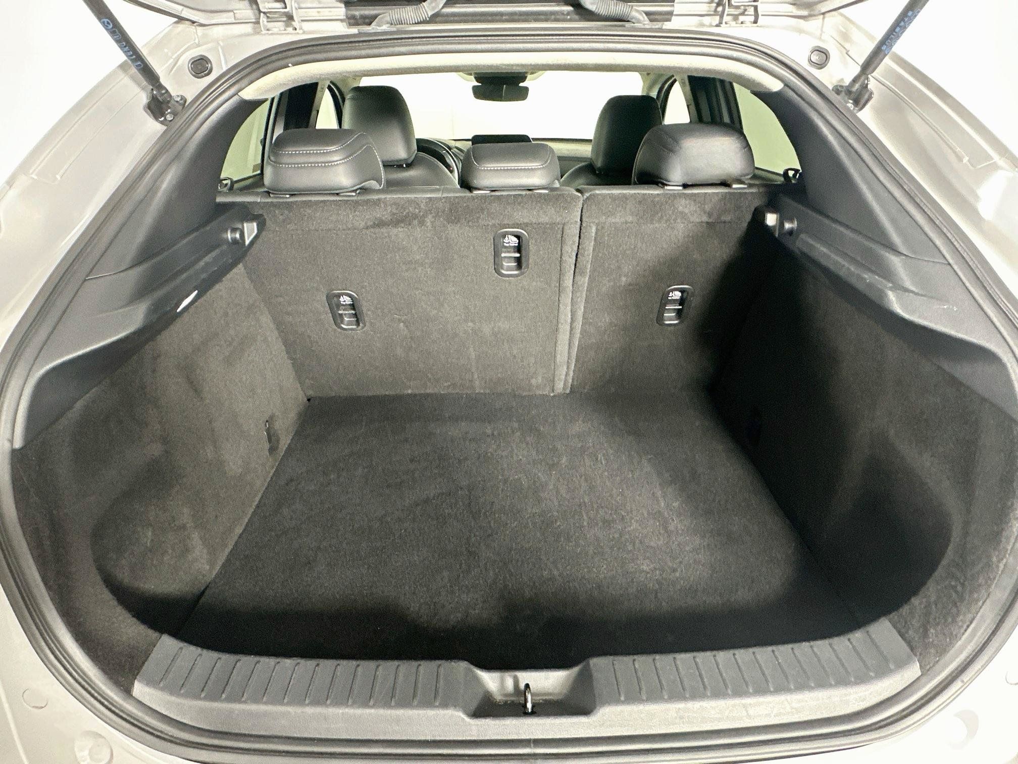 Used 2025 MAZDA CX-30 AWD 2.5 S w/ Select Sport Pkg image 27