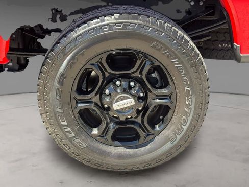 Used 2024 Ford F250 XL w/ STX Appearance Package AWD/4WD image 4