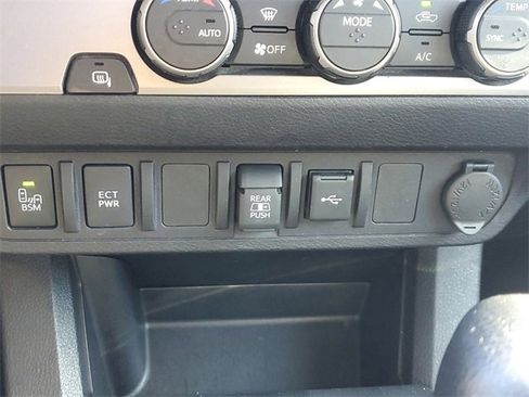 Used 2022 Toyota Tacoma 2WD Double Cab image 21