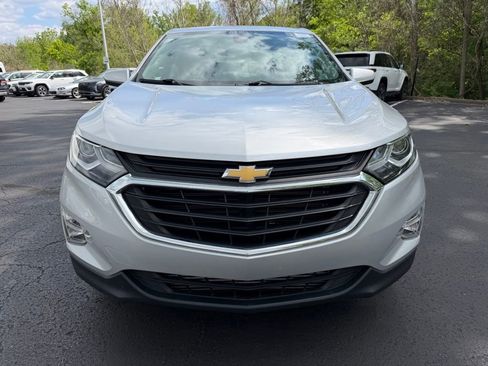 Used 2021 Chevrolet Equinox LT FWD image 2
