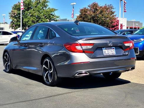Used 2019 Honda Accord Sport image 6