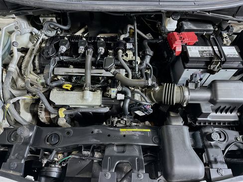 Used 2021 Nissan Versa S FWD image 30