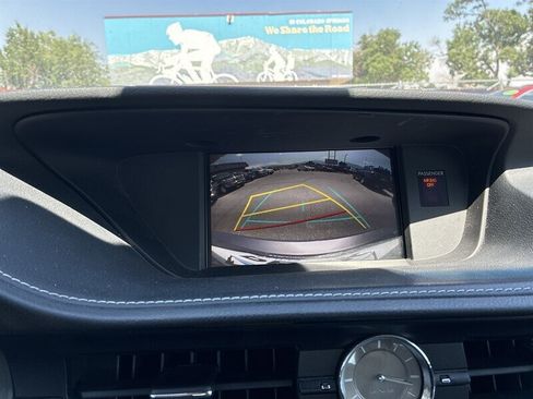 Used 2017 Lexus ES 300h w/ Navigation System Package FWD image 25
