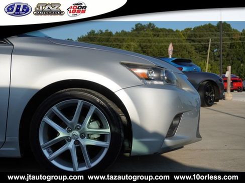 Used 2015 Lexus CT 200h w/ Navigation Package FWD image 11