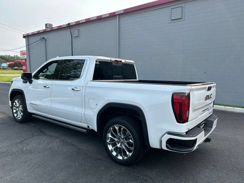 Used 2023 GMC Sierra 1500 Denali w/ Denali Reserve Package AWD/4WD image 7