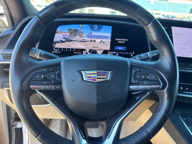 Used 2023 Cadillac Escalade Premium Luxury AWD/4WD image 19
