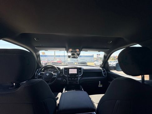 New 2026 RAM 1500 Express AWD/4WD image 30