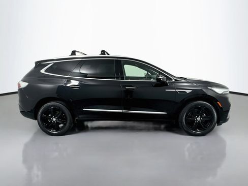 Used 2023 Buick Enclave Essence w/ Sport Touring Edition FWD image 4