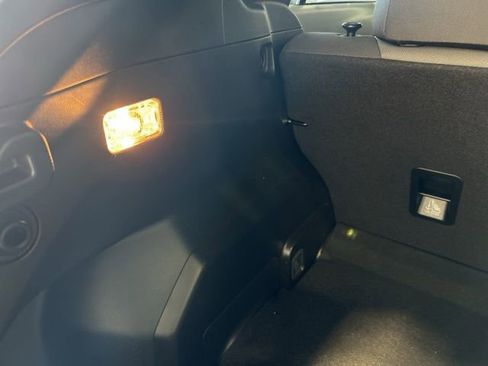 Used 2024 Subaru Crosstrek 2.0i image 28