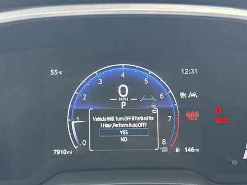 Used 2025 Toyota Corolla Cross XLE w/ Convenience Package image 30