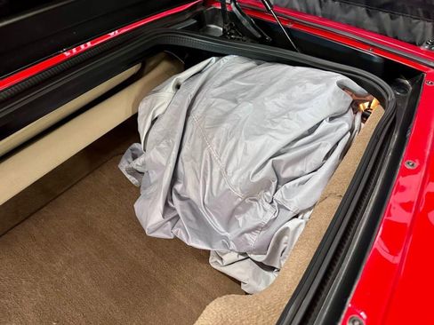 Used 1998 Chevrolet Corvette Convertible w/ Memory Pkg image 32