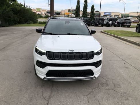 Used 2022 Jeep Compass High Altitude AWD/4WD image 9