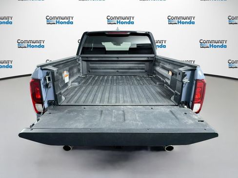 Used 2025 Honda Ridgeline Sport image 33