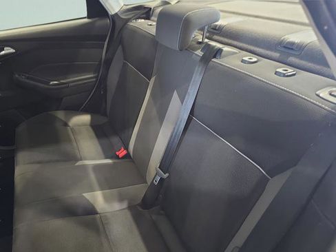 Used 2014 Ford Focus SE w/ SE Winter Package image 37