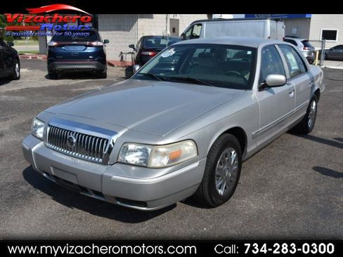 Used 2007 Mercury Grand Marquis GS RWD image 1