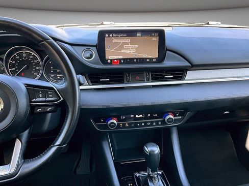 Used 2021 MAZDA MAZDA6 Touring FWD image 9