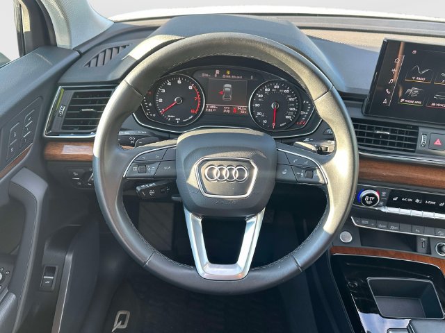 Used 2023 Audi Q5 2.0T Premium w/ Convenience Package AWD/4WD image 16