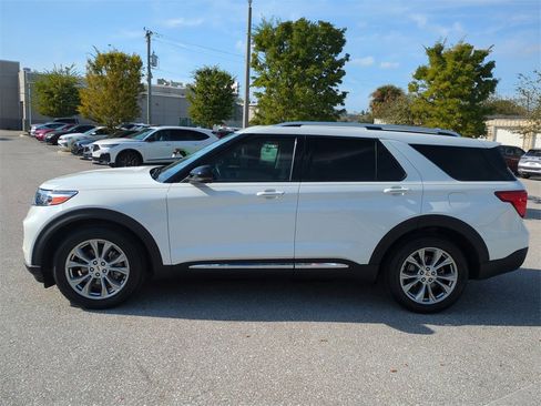 Used 2021 Ford Explorer Limited w/ Equipment Group 301A image 7