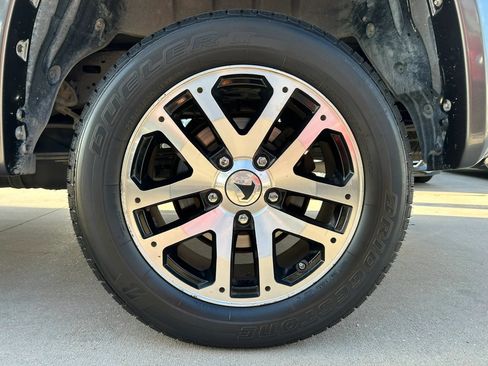 Used 2016 Toyota Tundra SR5 w/ SR5 Upgrade Package RWD image 29