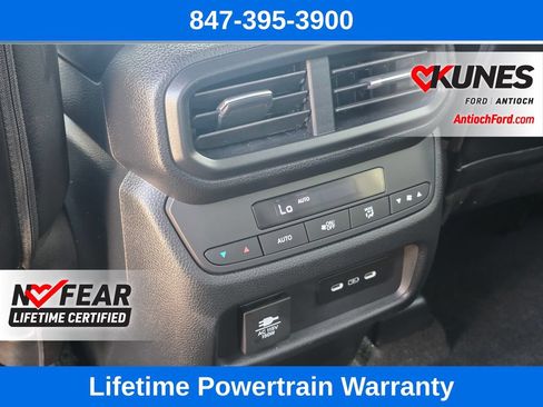 Used 2025 Honda Pilot TrailSport image 22