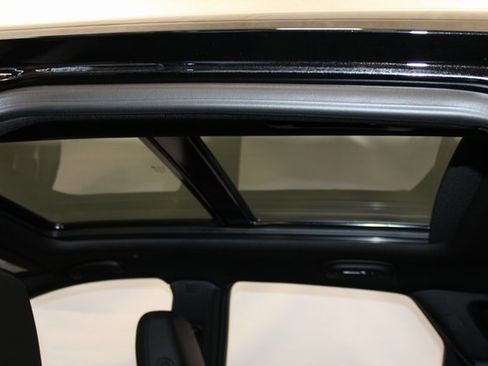 New 2025 Cadillac XT5 Premium Luxury w/ Technology Package image 9