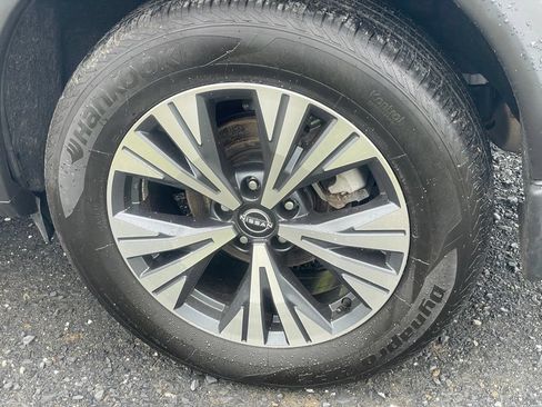 Certified 2023 Nissan Rogue SV w/ SV Premium B Package AWD/4WD image 27