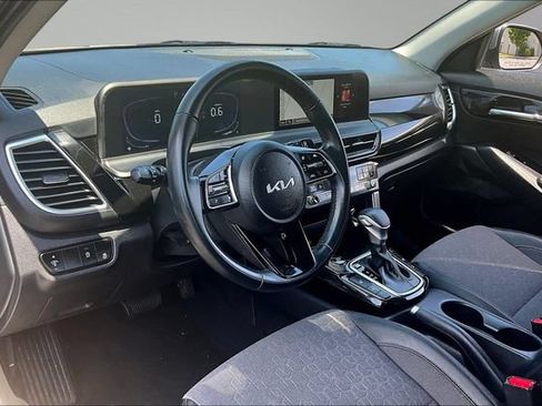 Certified 2026 Kia Seltos S AWD/4WD image 17