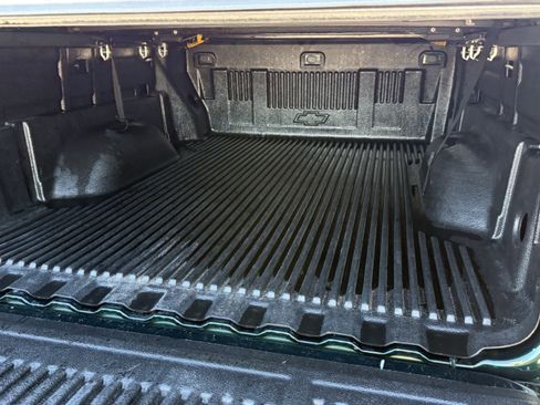 Used 2015 Chevrolet Colorado LT w/ Luxury Package image 30