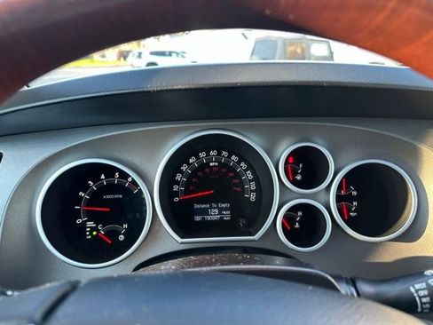 Used 2016 Toyota Sequoia Platinum AWD/4WD image 24