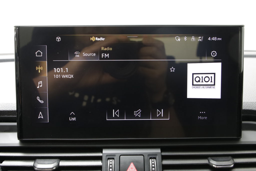 Used 2023 Audi Q5 2.0T Premium w/ Convenience Package AWD/4WD image 9
