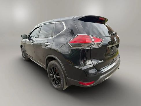 Used 2017 Nissan Rogue SV w/ Midnight Edition AWD/4WD image 4