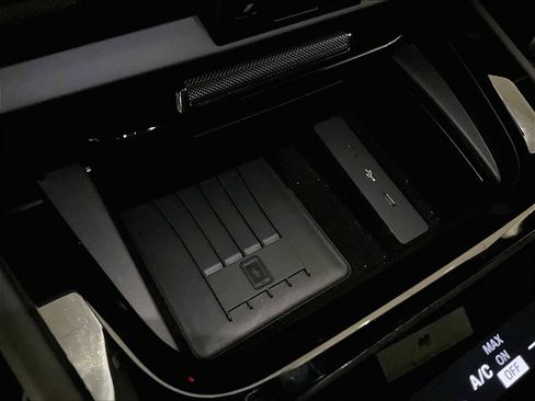 Used 2025 Porsche Cayenne GTS image 29