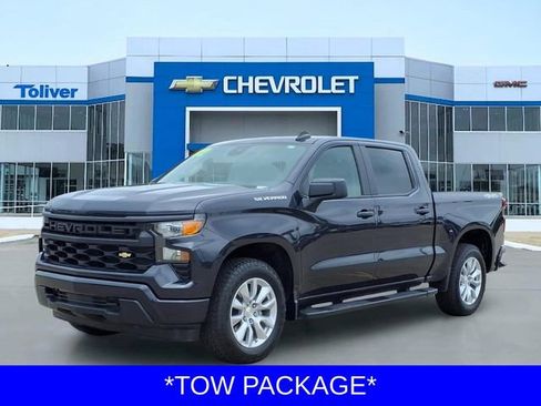 Used 2022 Chevrolet Silverado 1500 Custom AWD/4WD image 3