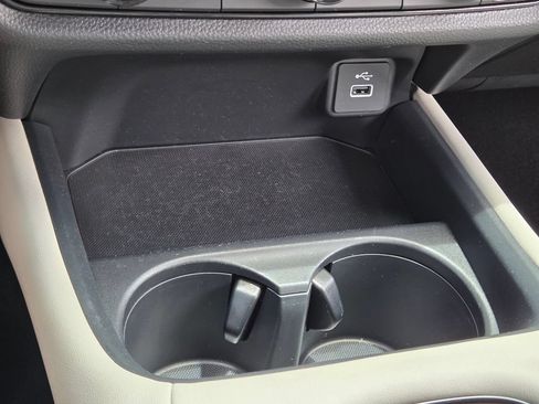 Certified 2024 Honda HR-V LX image 27