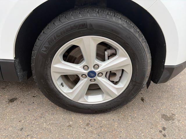 Used 2022 Ford Edge SE AWD/4WD image 13