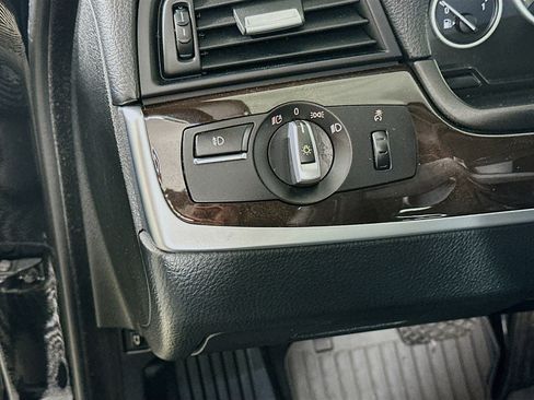 Used 2016 BMW 528i Sedan image 16