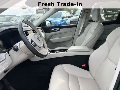 Used 2023 Volvo XC60 B5 Plus FWD image 13
