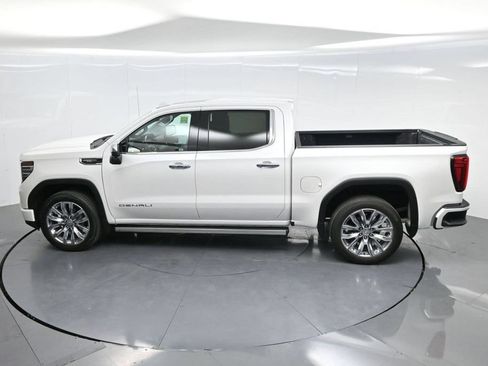 Used 2023 GMC Sierra 1500 Denali w/ Denali Reserve Package AWD/4WD image 64
