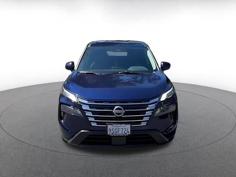 Used 2025 Nissan Rogue SV FWD image 4