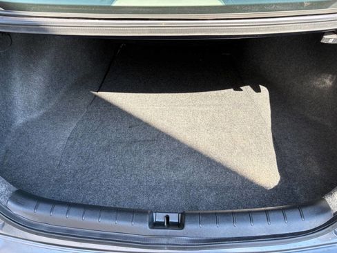 Used 2017 Honda Accord LX image 26
