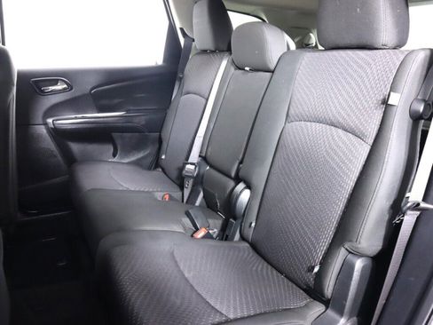 Used 2019 Dodge Journey SE w/ Connectivity Group image 29