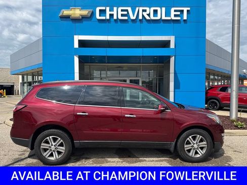 Used 2015 Chevrolet Traverse LT FWD image 2