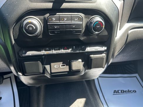 Used 2022 Chevrolet Silverado 1500 Custom AWD/4WD image 15