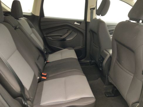 Used 2018 Ford Escape SE FWD image 19