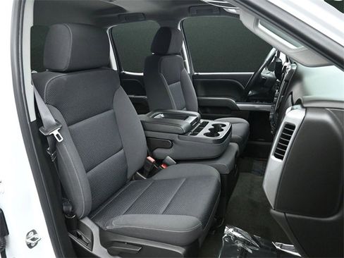 Used 2018 Chevrolet Silverado 1500 LT w/ Rally 2 Edition image 22